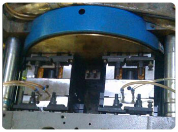 雙色注塑機(jī)